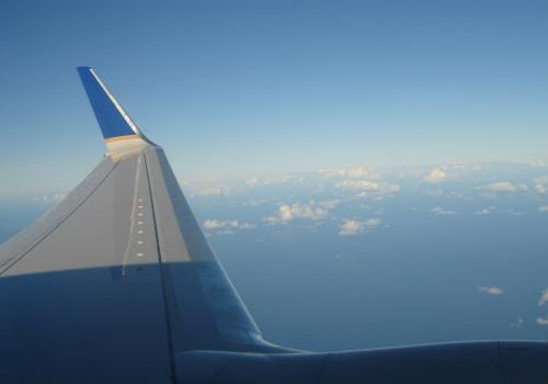 グアム　海外旅行　フライト