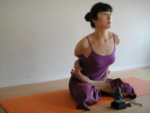 yummy　バッダパドマーサナ　アシュタンガヨガ