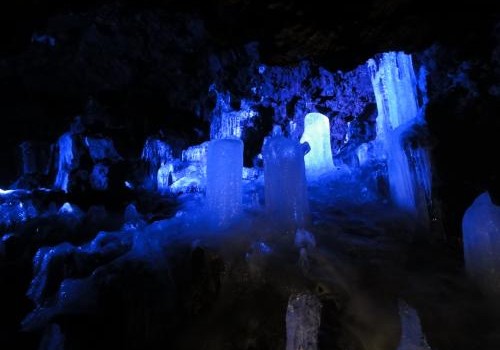 鳴沢氷穴　河口湖　富士山