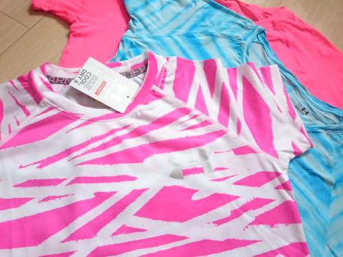 アンダーアーマー　Tシャツ