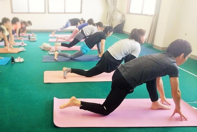 シバナンダヨガ　長岡市　ヨガ