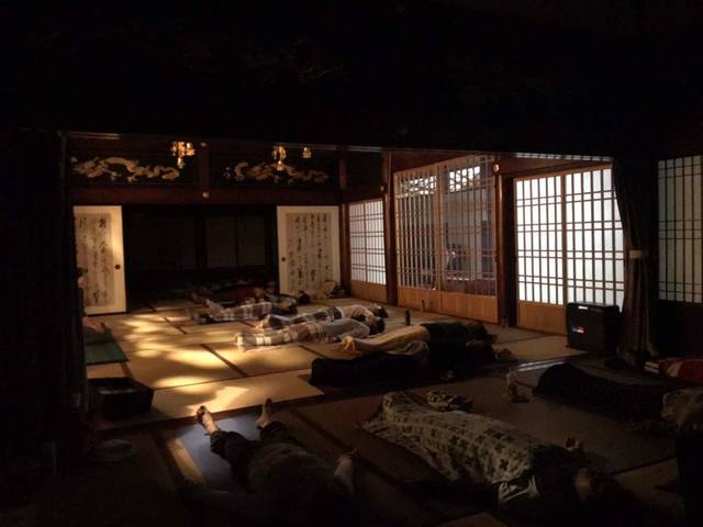 寺ヨガ　小千谷　慈眼寺