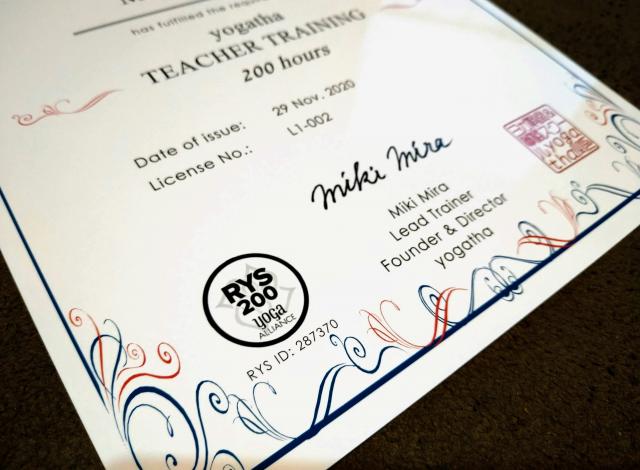 ヨガ指導者養成講座 RYT200