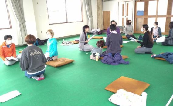 ヴェーダーンタ　ヨガ哲学