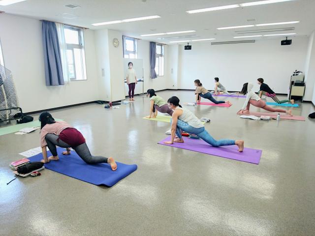 太陽礼拝　アーサナ　新潟　長岡　RYT200　ヨガ指導者養成講座　ヨガ資格