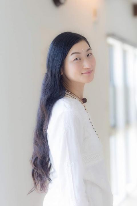 Pallaviよっしー　ヴェーダーンタ　ヨガ