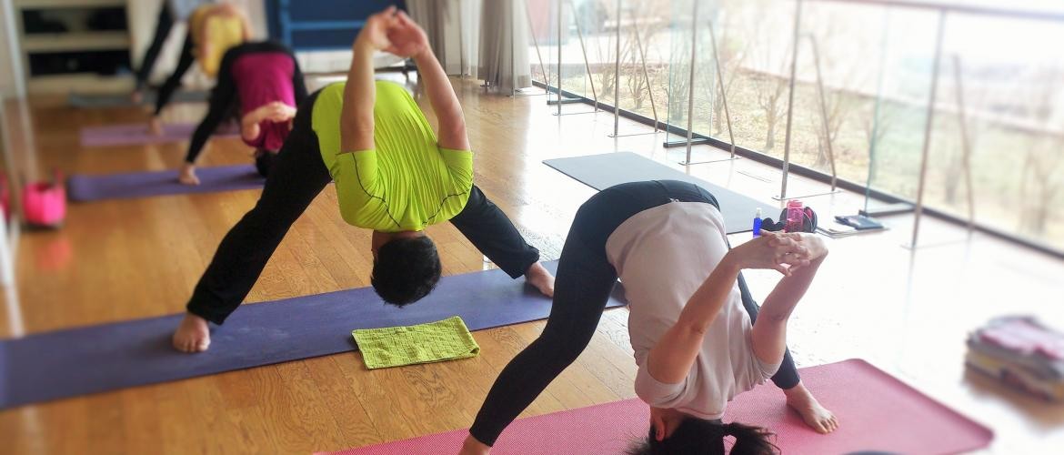 クラス内容　レッスン　ヨガ